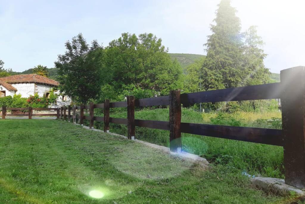La Granjita del río Vila Nava de Ordunte Exterior foto